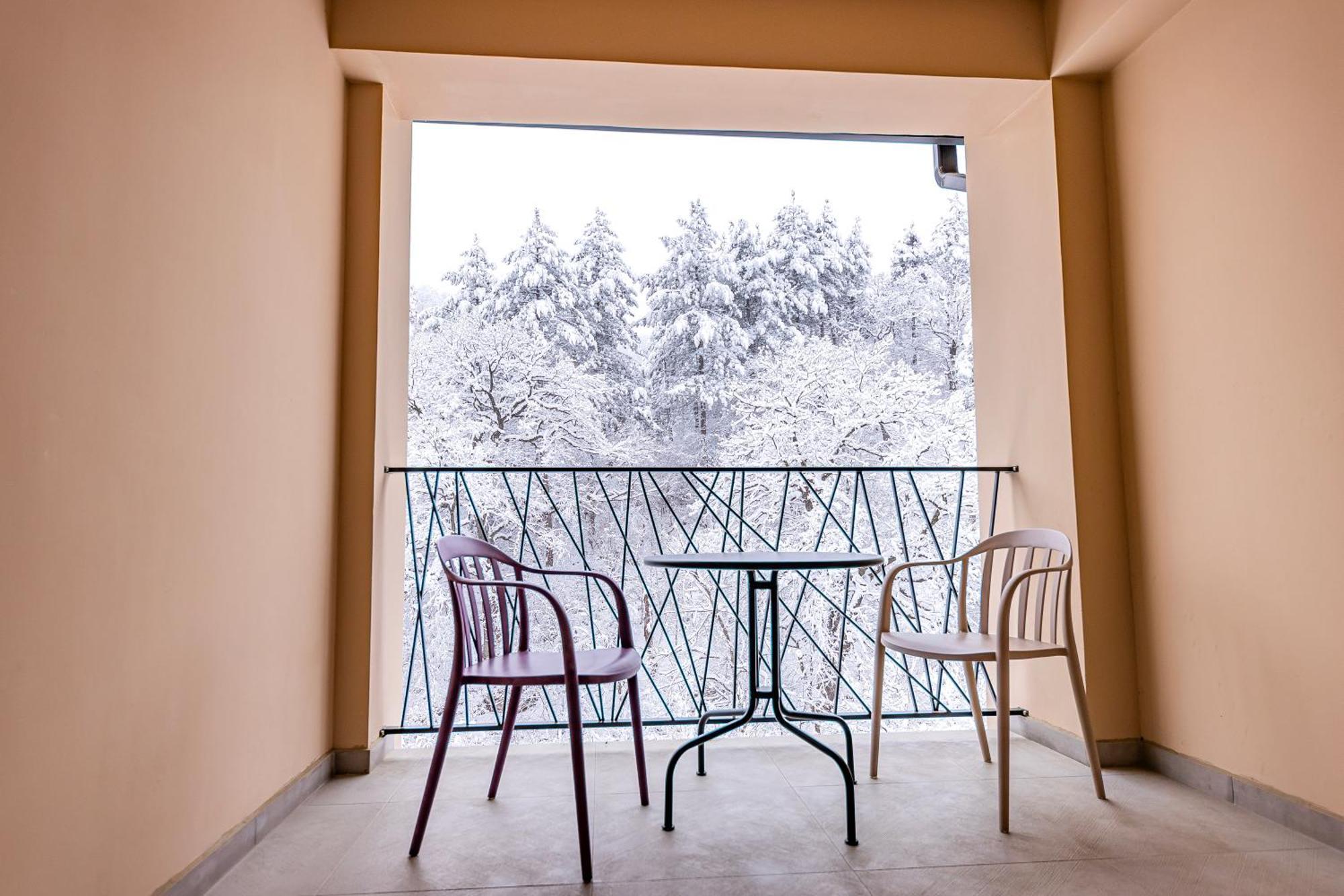 Dilijazz Hotel & Restaurant Dilijan Bagian luar foto