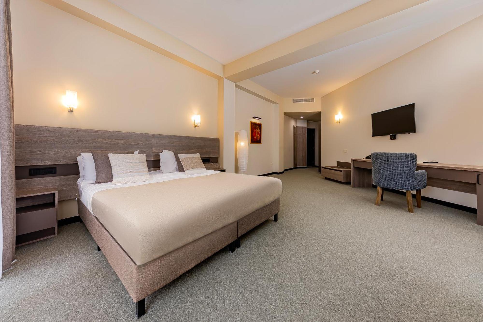 Dilijazz Hotel & Restaurant Dilijan Bagian luar foto